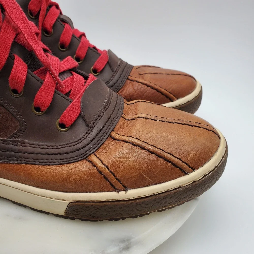 Tommy Hilfiger Dominy 2 Mens Size 10 Duck‎ Boots Leather Winter Snow Rain Shoes